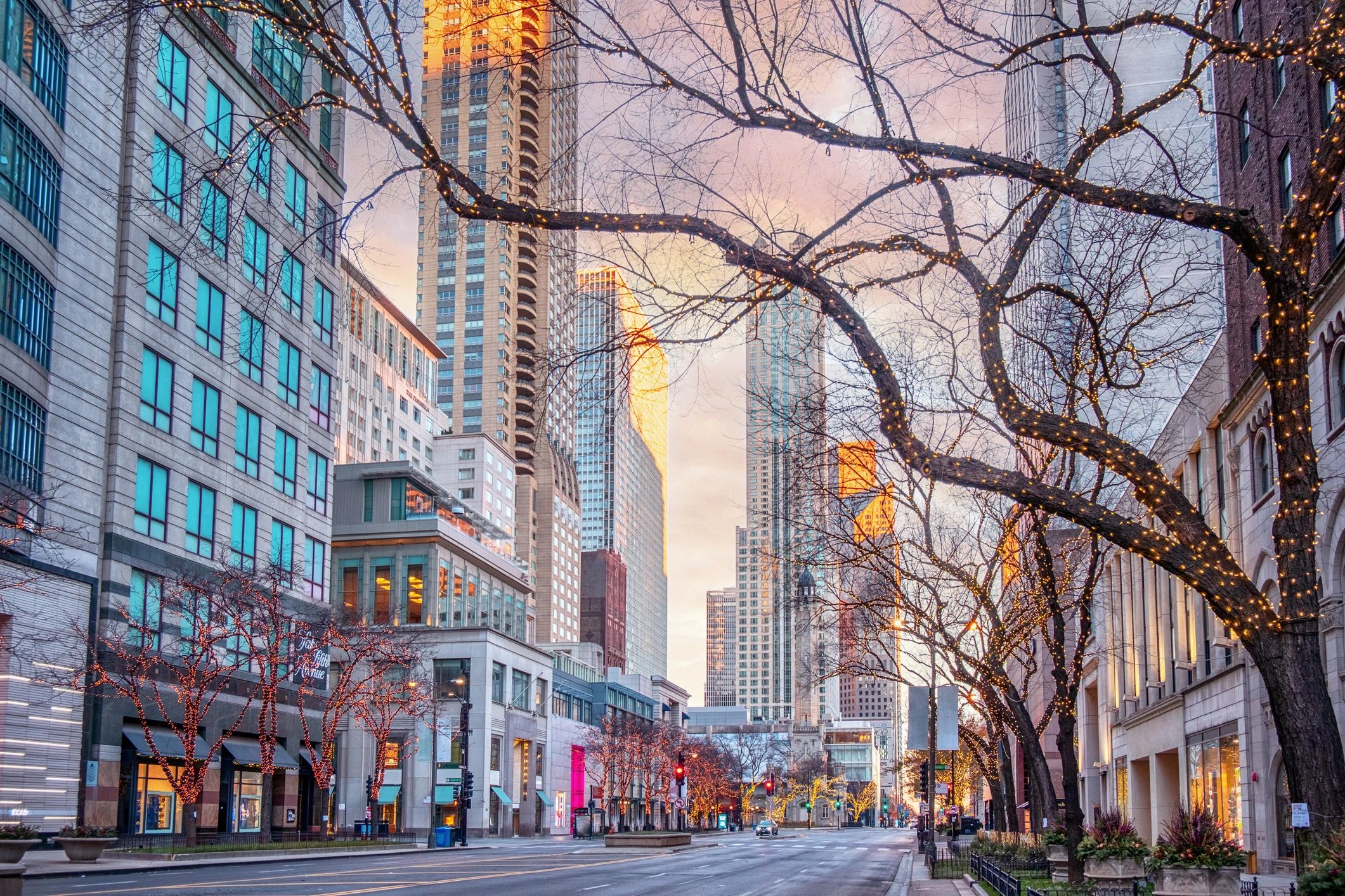 Chicago skyline near The Lee Law Firm office